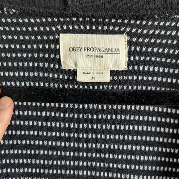 Obey Propaganda Cardigan - Picture 2 of 2